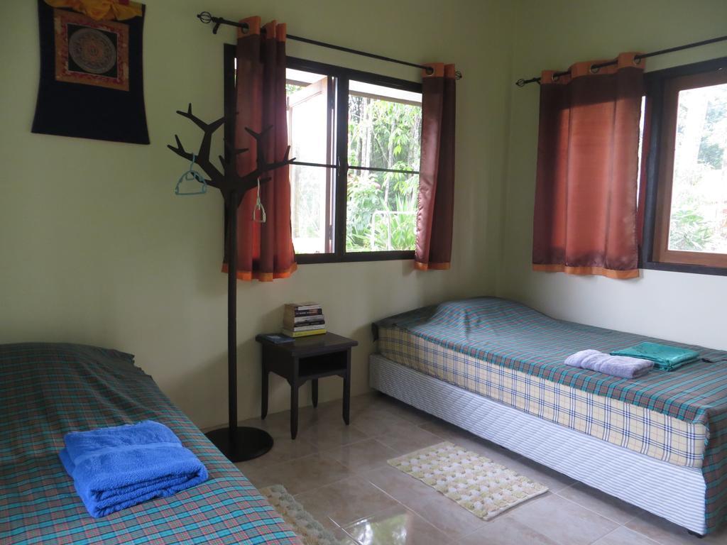 Manora Garden Hotell Phang Nga Rom bilde